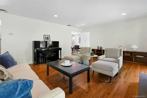 6 Killington Street Chappaqua NY 10514