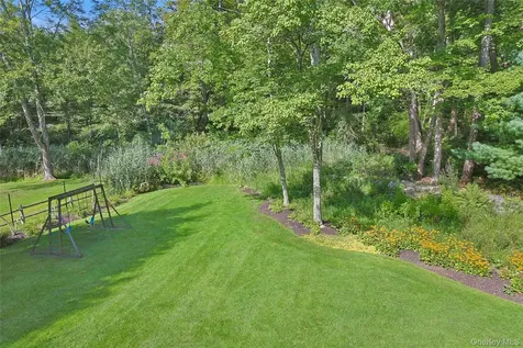 6 Killington Street Chappaqua NY 10514