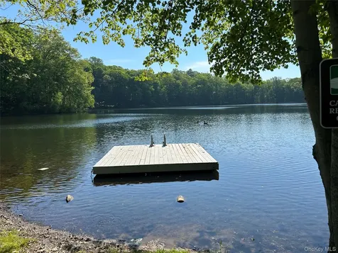 20 Hickory Lane Pawling NY 12564
