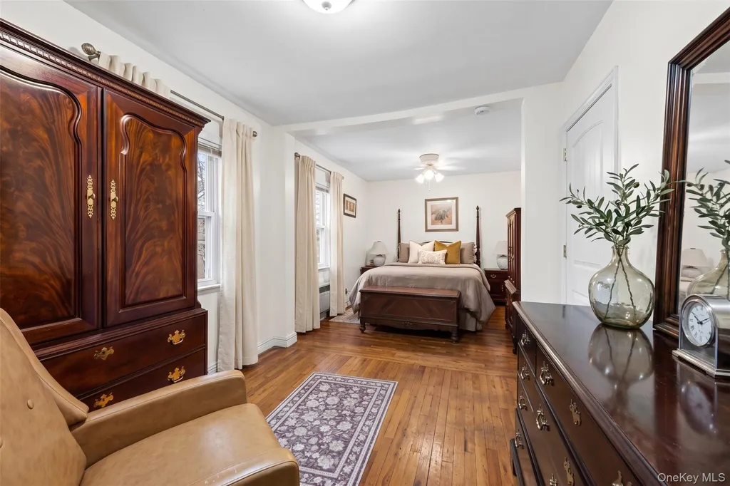 25 Everett Street Valley Stream NY 11580
