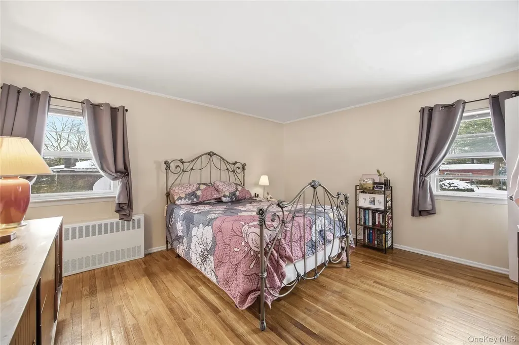 12 Viola Drive Glen Cove NY 11542