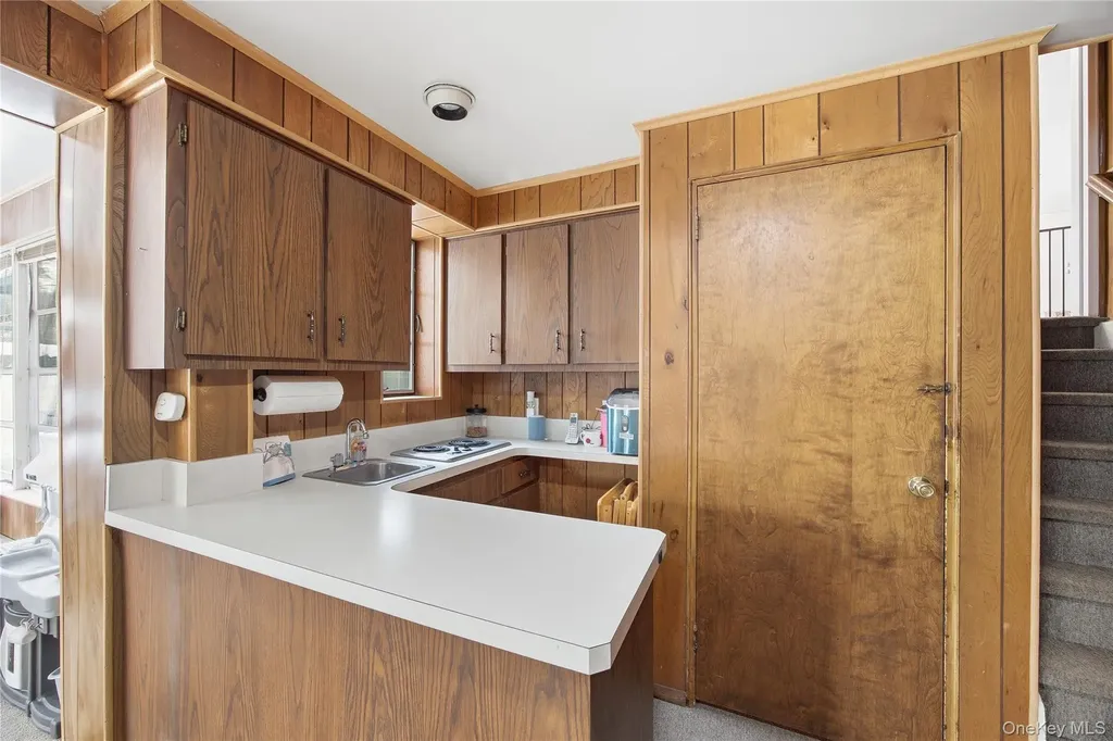 12 Viola Drive Glen Cove NY 11542