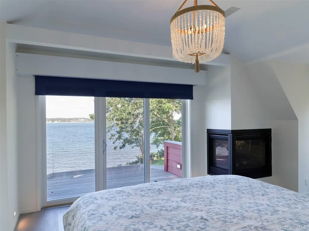 2 Sun Court Hampton Bays NY 11946