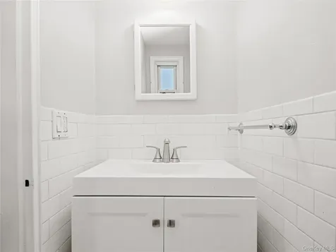 118 Lawn Terrace Mamaroneck NY 10543