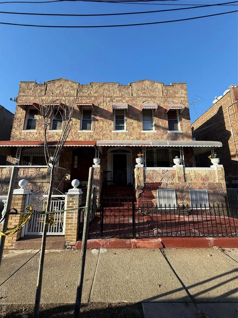 627 Hegeman Avenue Brooklyn NY 11207