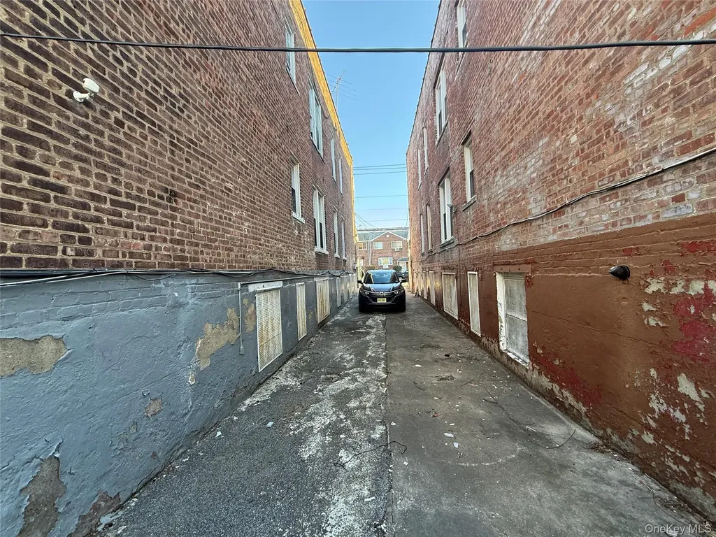 627 Hegeman Avenue Brooklyn NY 11207