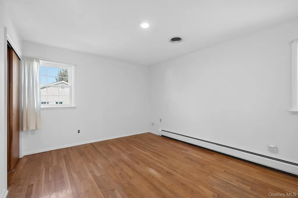 11 Hilltop Lane Warwick NY 10990