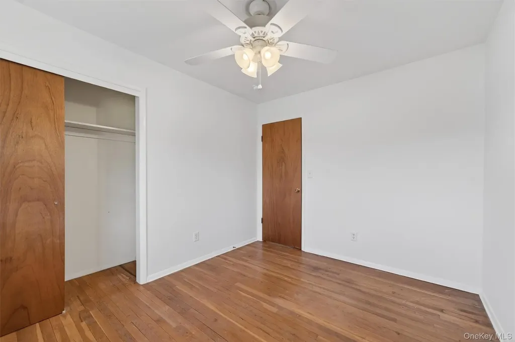 11 Hilltop Lane Warwick NY 10990