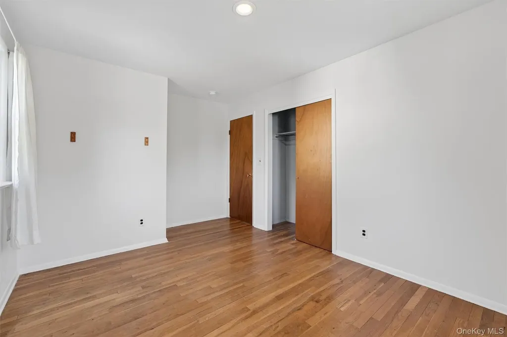 11 Hilltop Lane Warwick NY 10990