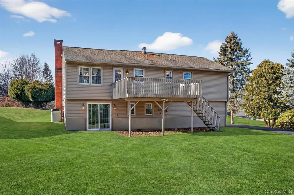 11 Hilltop Lane Warwick NY 10990