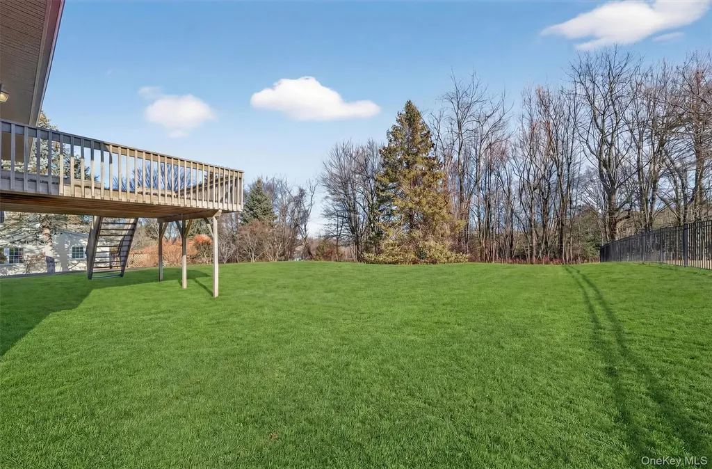 11 Hilltop Lane Warwick NY 10990