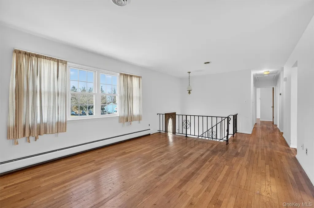 11 Hilltop Lane Warwick NY 10990
