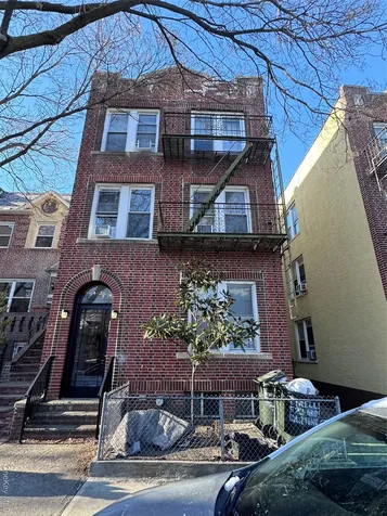 34-30 28TH Street Astoria NY 11106