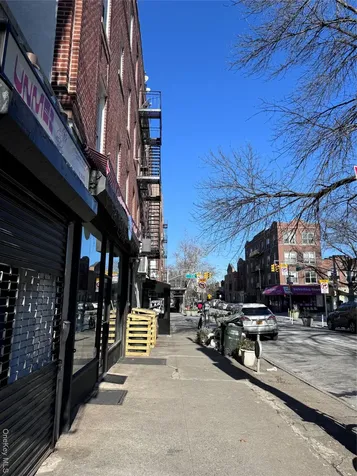 31-02 35TH Street Astoria NY 11106
