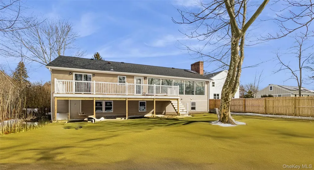 911 Ostrander Avenue Riverhead NY 11901