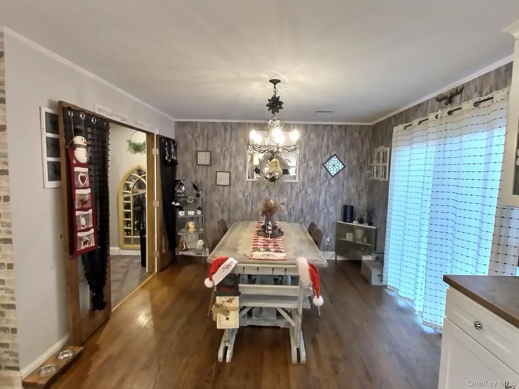 166 Daniel Road N Massapequa NY 11758
