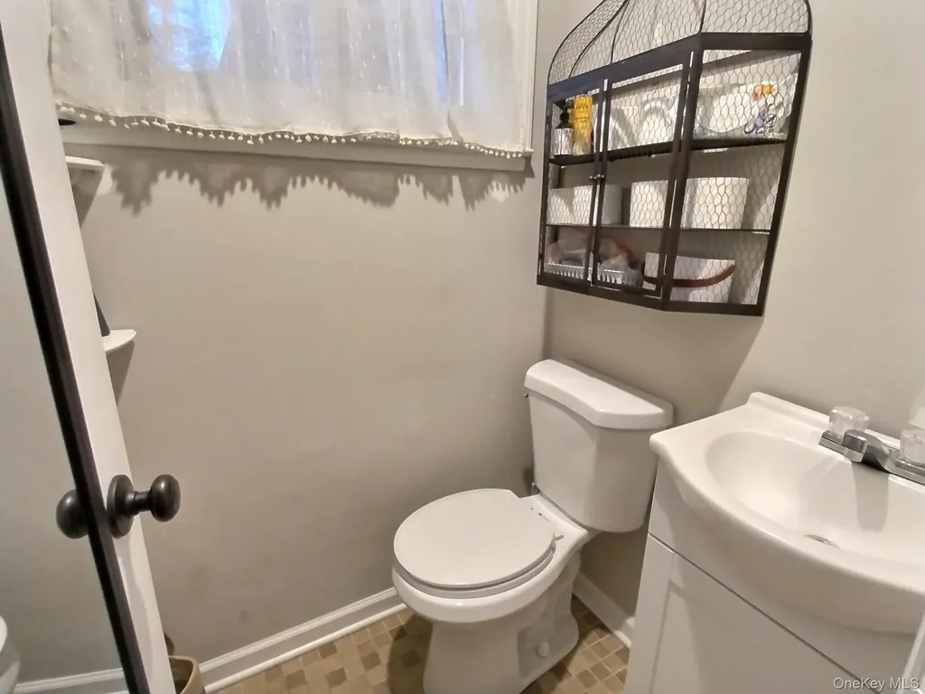 166 Daniel Road N Massapequa NY 11758