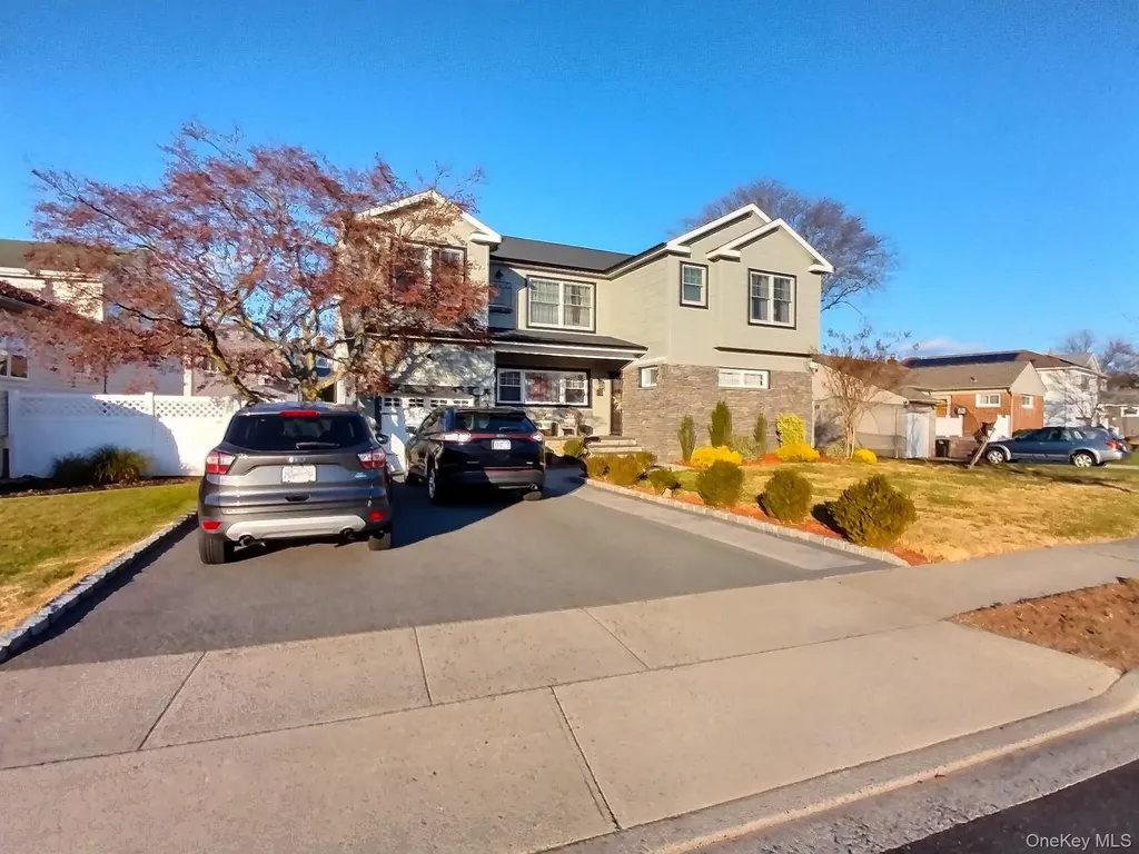 166 Daniel Road N Massapequa NY 11758