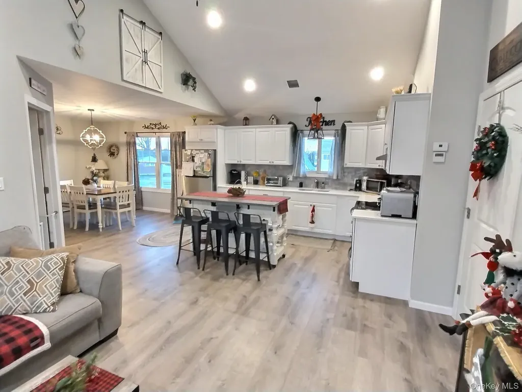 166 Daniel Road N Massapequa NY 11758