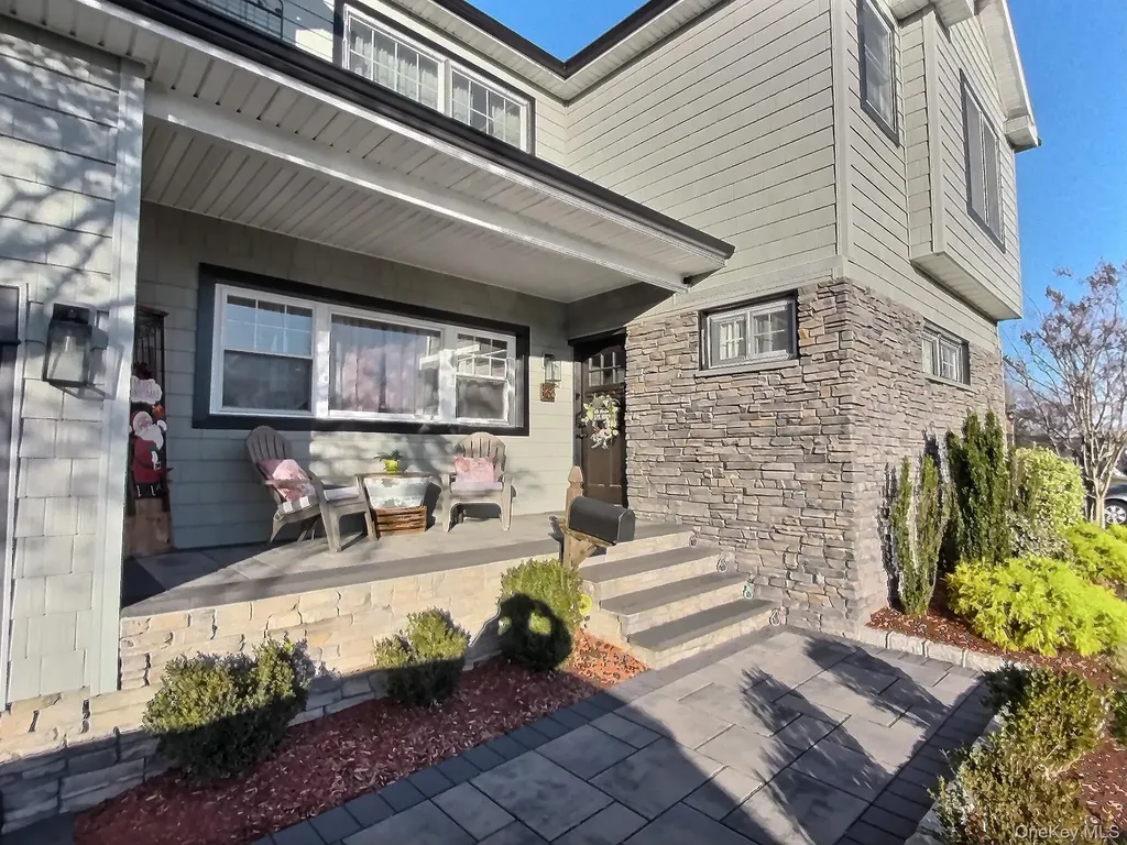166 Daniel Road N Massapequa NY 11758