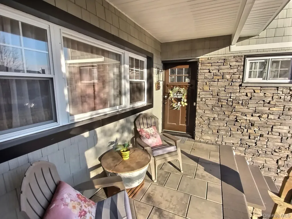 166 Daniel Road N Massapequa NY 11758