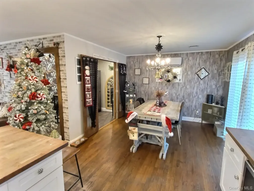 166 Daniel Road N Massapequa NY 11758