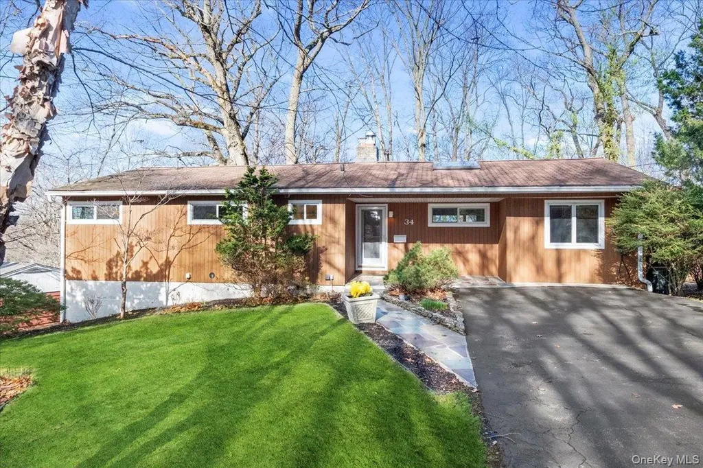 34 Western Drive Ardsley NY 10502