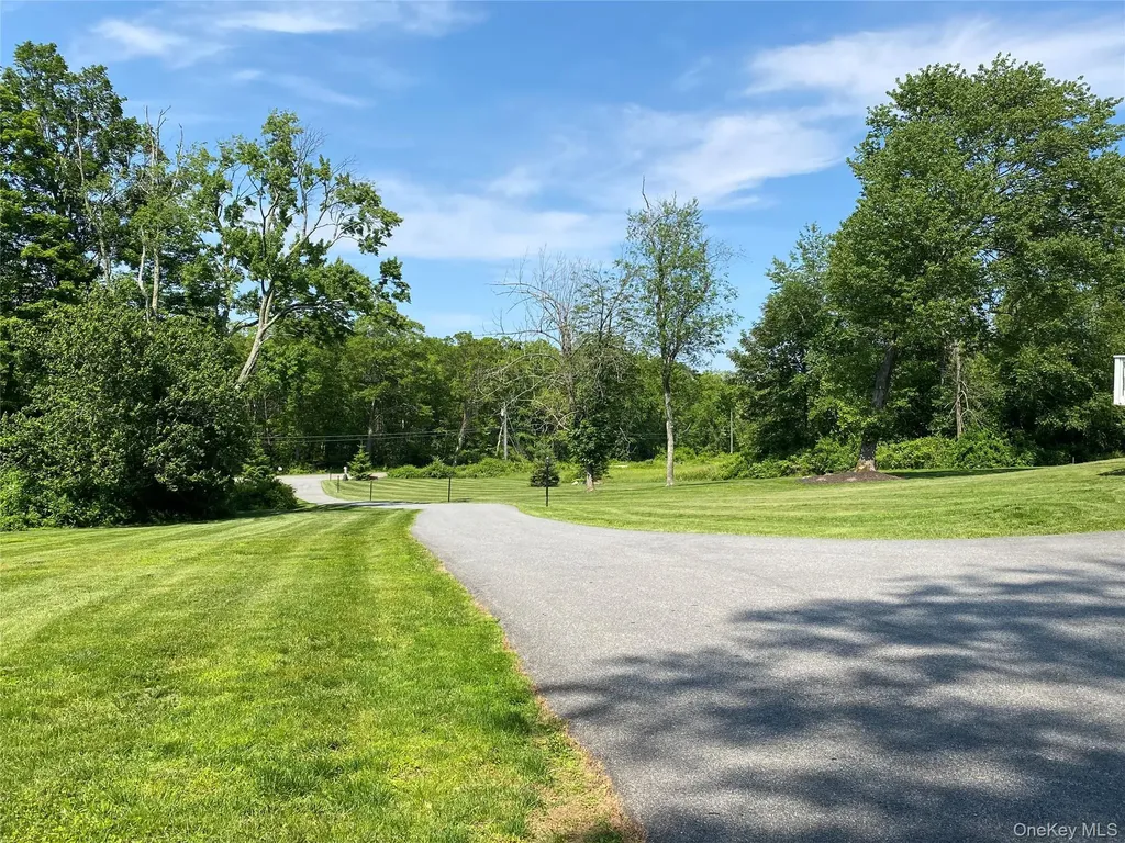 390 Birch Hill Road Patterson NY 12563