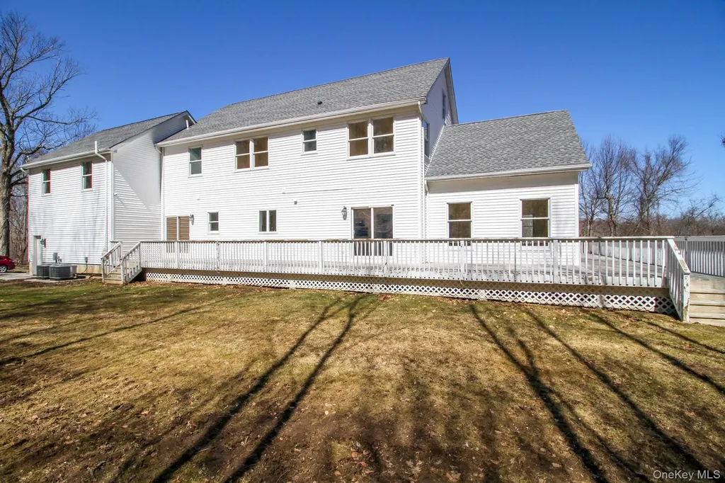 390 Birch Hill Road Patterson NY 12563