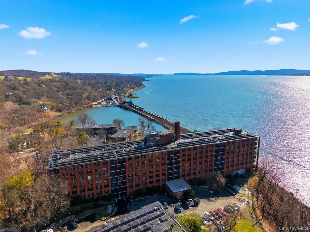 16 Rockledge Avenue Ossining NY 10562