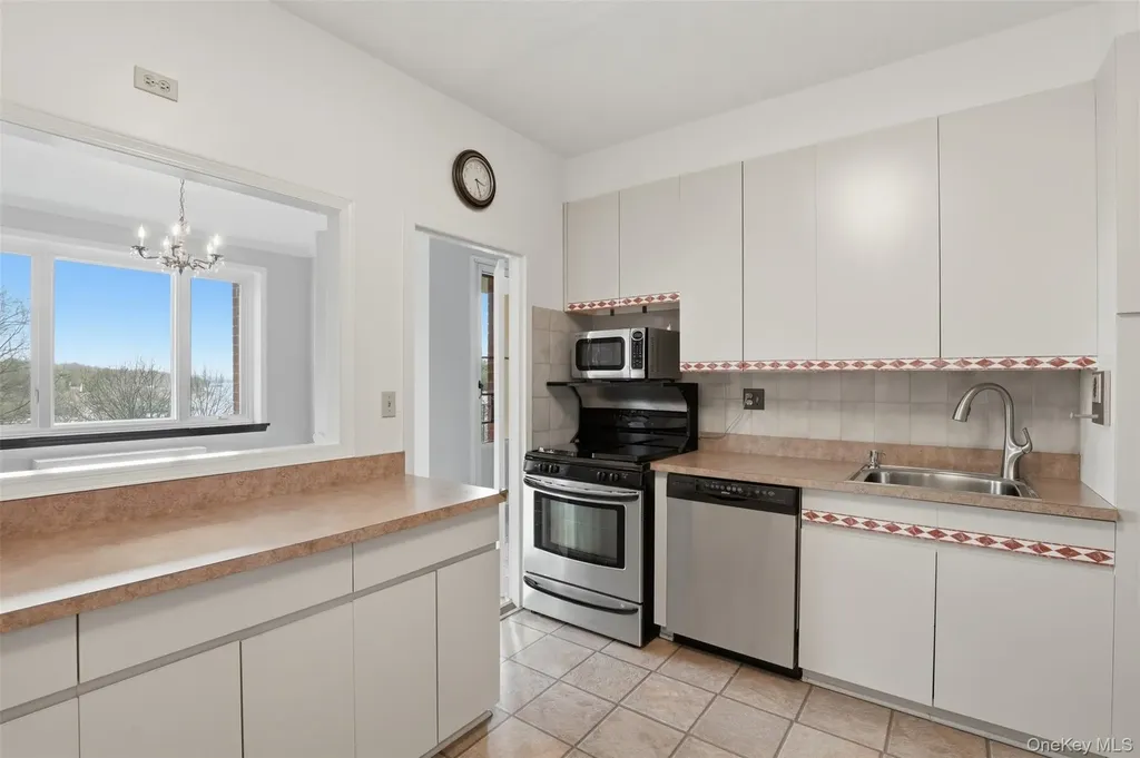 16 Rockledge Avenue Ossining NY 10562