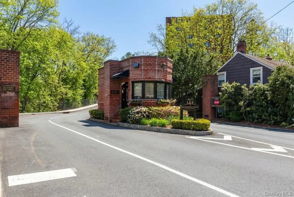 16 Rockledge Avenue Ossining NY 10562