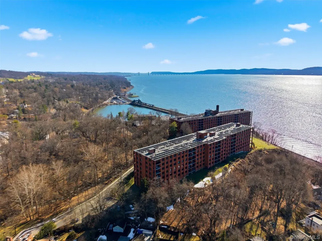 16 Rockledge Avenue Ossining NY 10562
