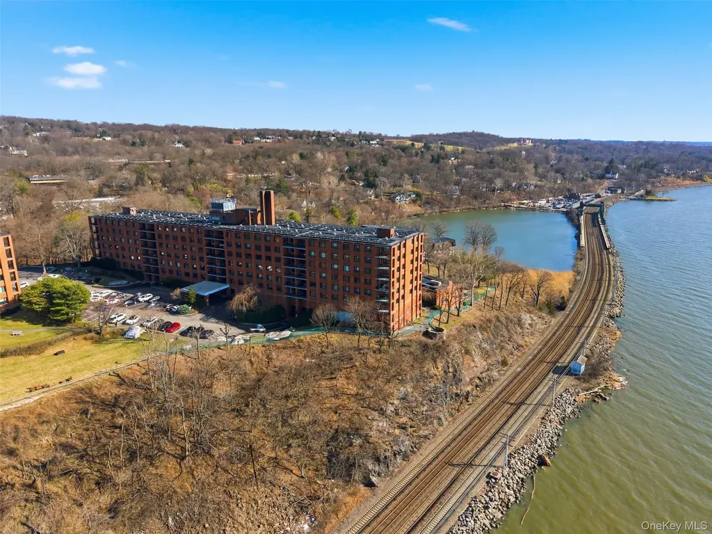 16 Rockledge Avenue Ossining NY 10562