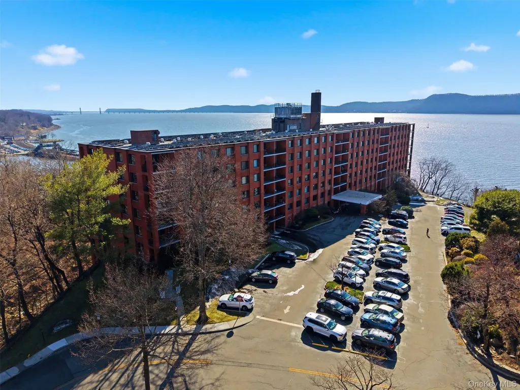 16 Rockledge Avenue Ossining NY 10562
