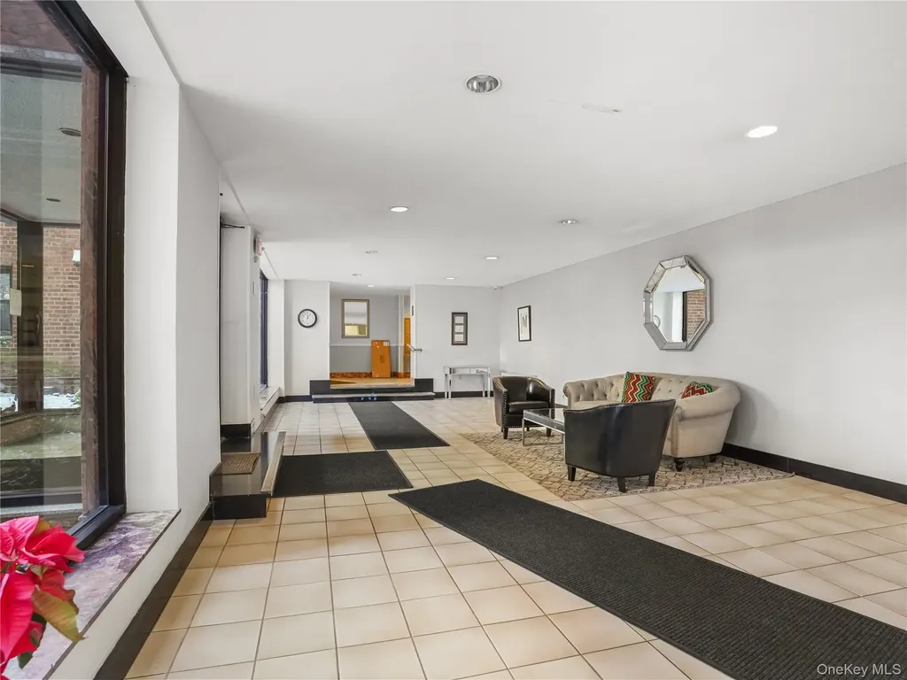 10 Franklin Avenue White Plains NY 10601
