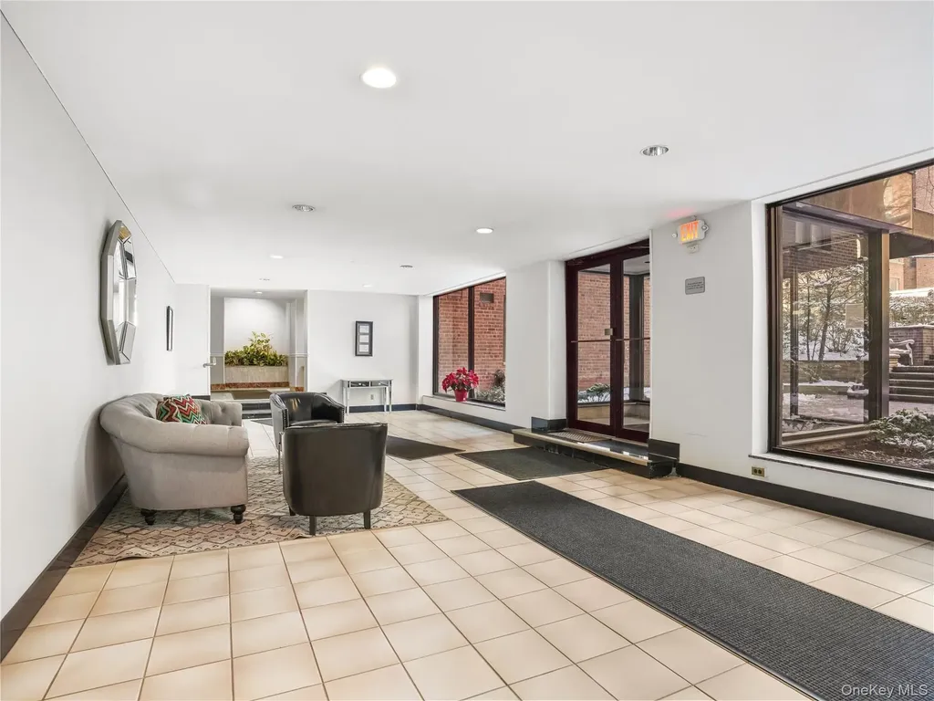 10 Franklin Avenue White Plains NY 10601