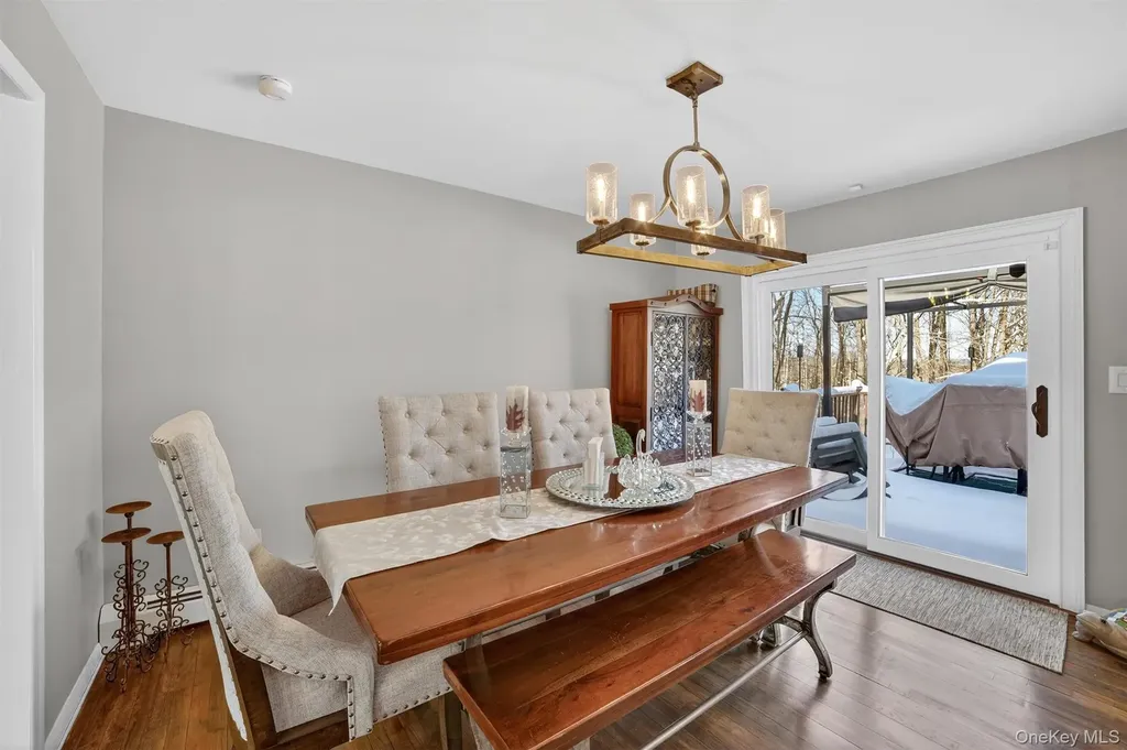 13 Watergate Drive Amawalk NY 10501