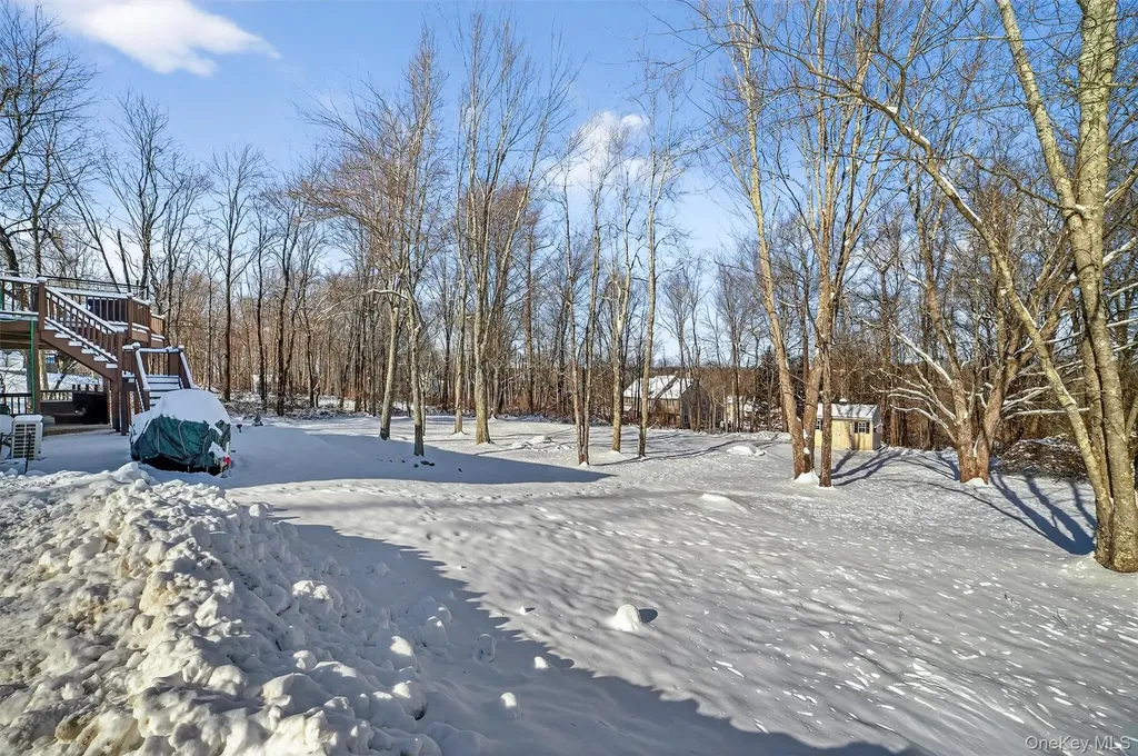 13 Watergate Drive Amawalk NY 10501