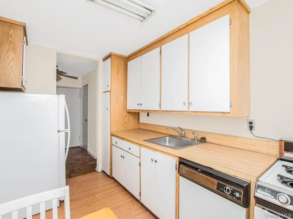 365 Bronx River Road Yonkers NY 10704