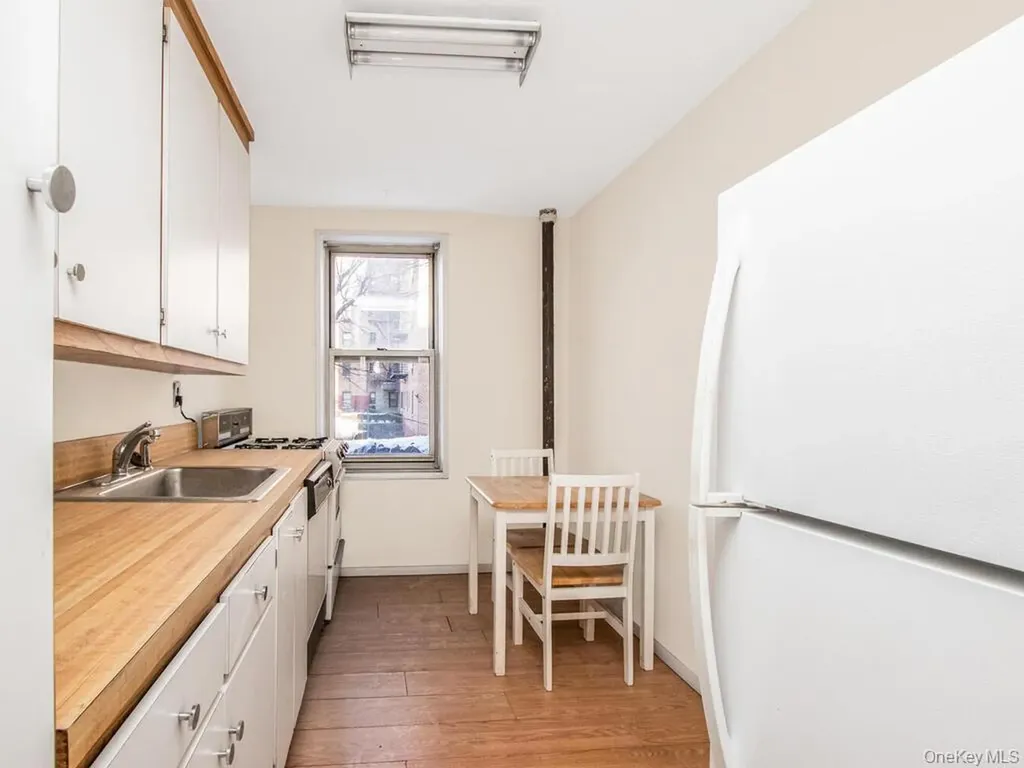 365 Bronx River Road Yonkers NY 10704