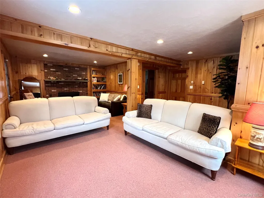 34 Old Road Windham NY 12496