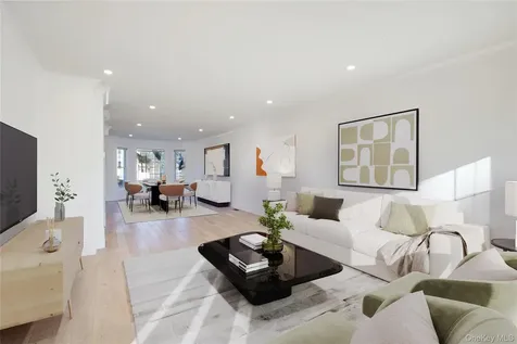 1 Manhasset Avenue Port Washington NY 11050
