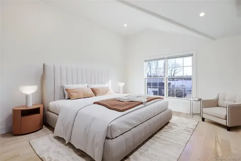 1 Manhasset Avenue Port Washington NY 11050