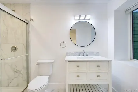 1 Manhasset Avenue Port Washington NY 11050