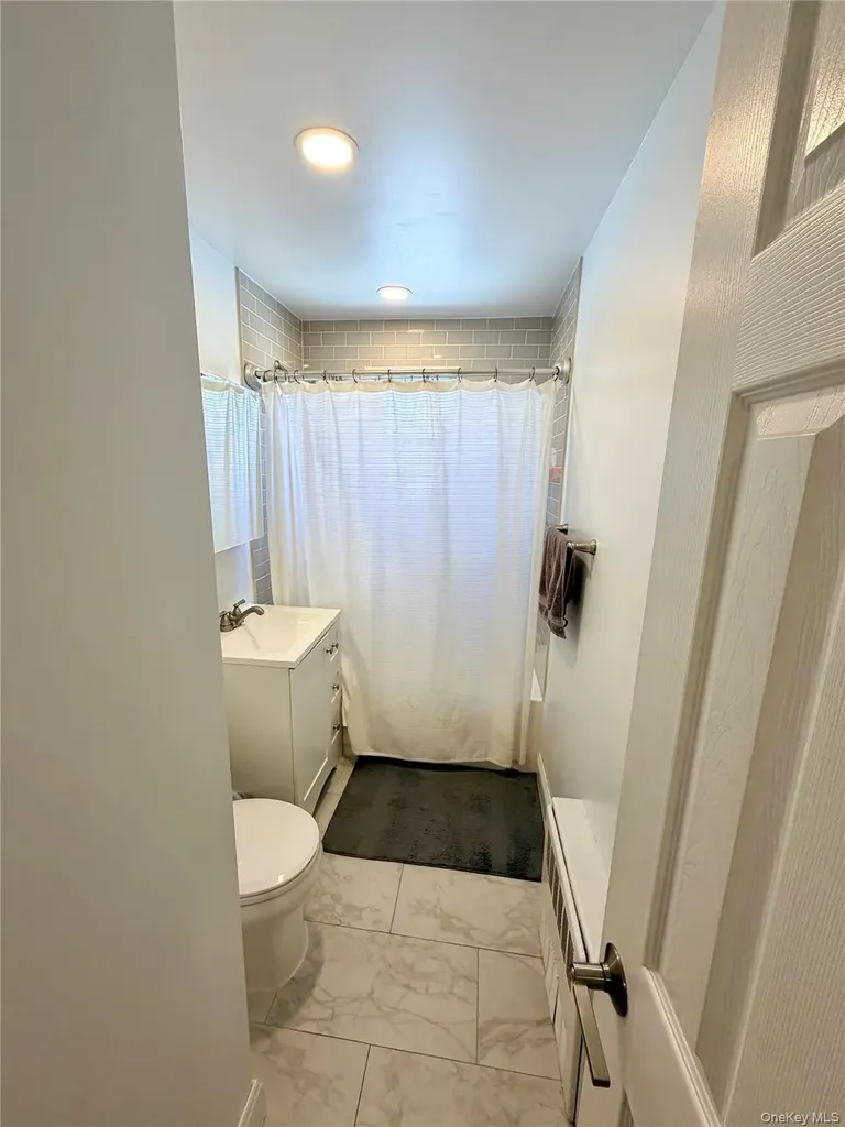 1 E Broadway Long Beach NY 11561