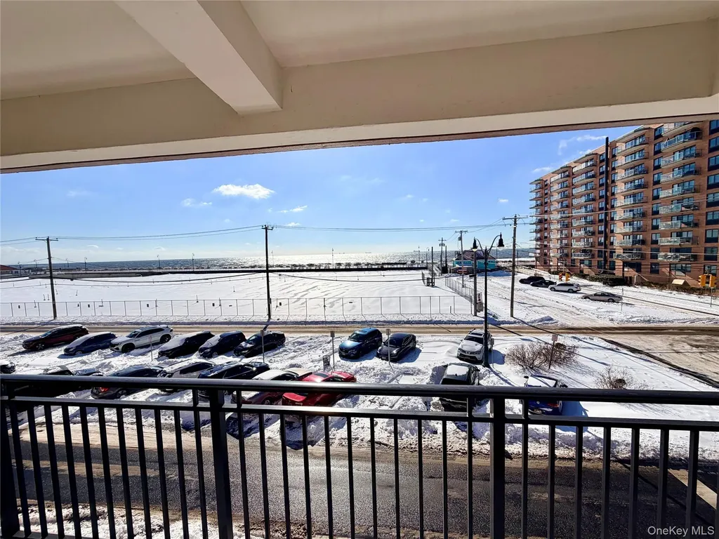 1 E Broadway Long Beach NY 11561