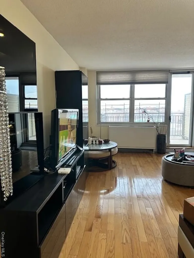 41-40 Union Street Flushing NY 11355