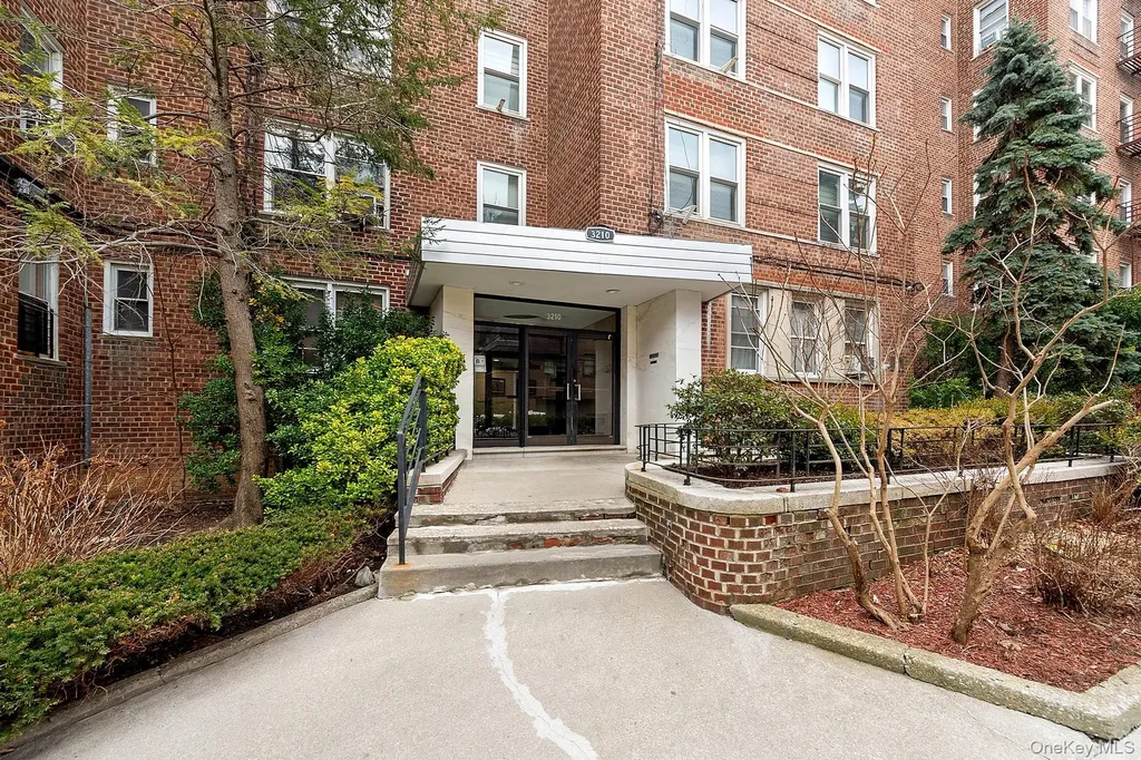 3210 Arlington Avenue Bronx NY 10463