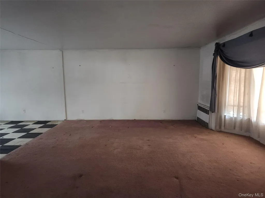840 Sharon Lane Westbury NY 11590